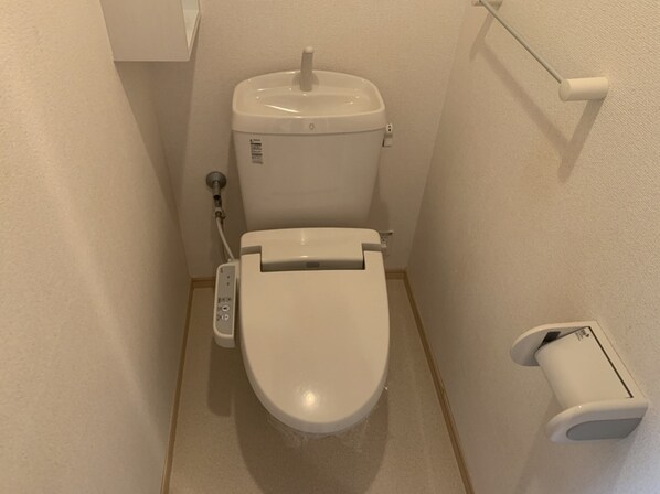 アルマーセンの物件内観写真